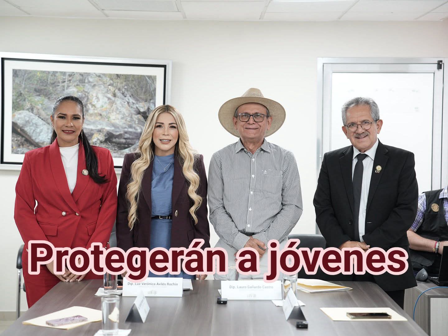 Analizan legisladores, iniciativa para fortalecer protección de menores de edad en servicios turísticos